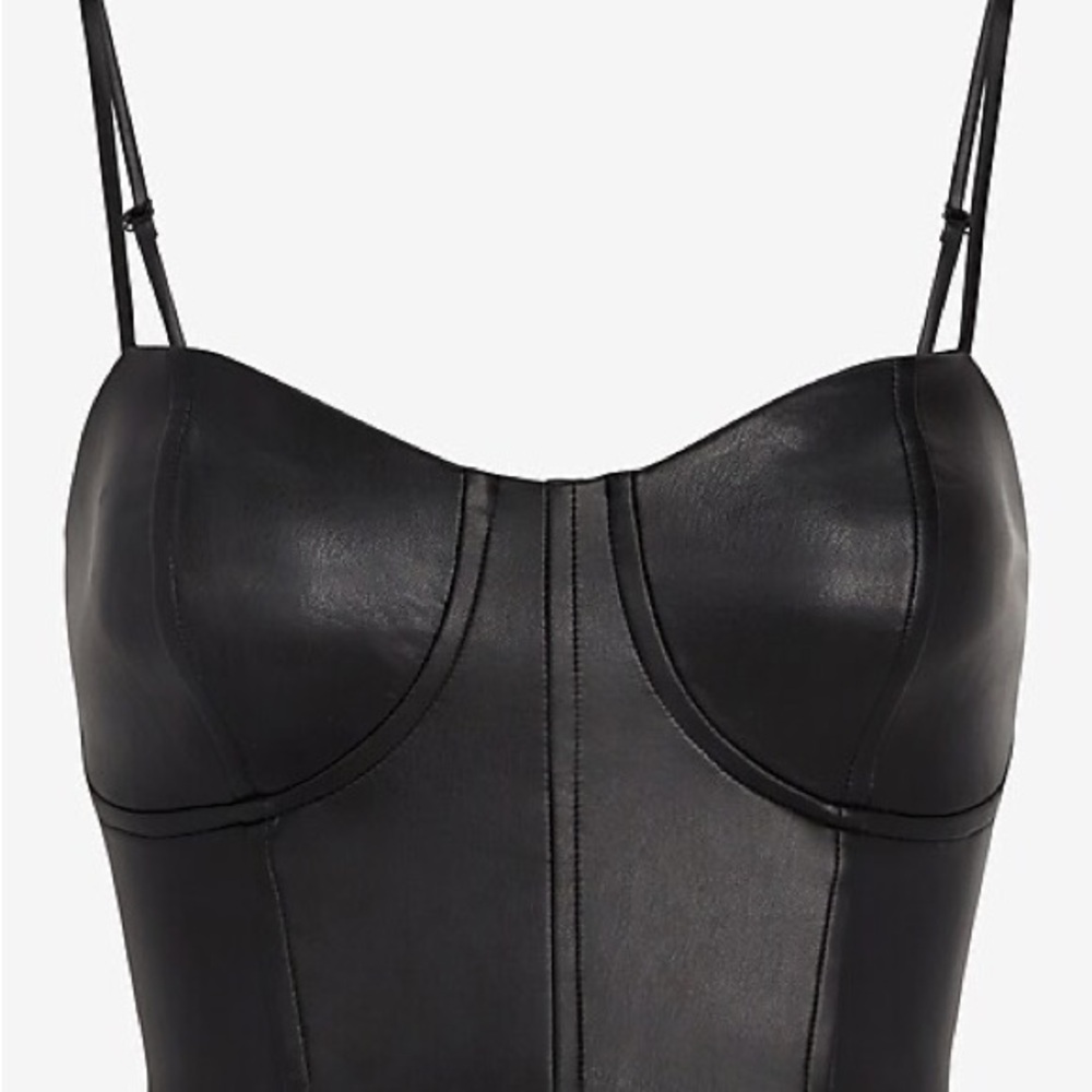Express Body Contour Faux Leather Corset Cropped top  size Medium
